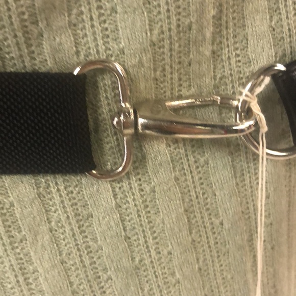 Genuine Leather Shiny Large Black Patent Leather Fanny Pack - Picture 4 of 5